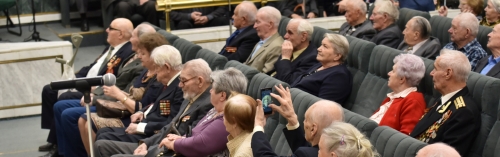Марат Хуснуллин поздравил ветеранов с 73-летием Великой Победы