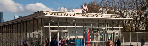 Часть платформы станции метро «Багратионовская» открыта