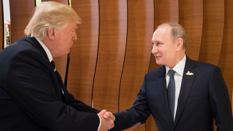 Путин назвал переговоры с Трампом успешными