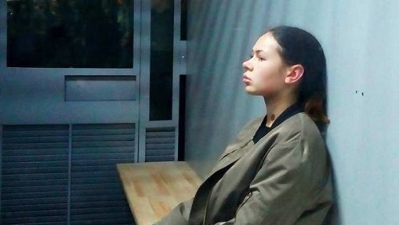 В суде впервые показали скандальное видео с Аленой Зайцевой и наркологом