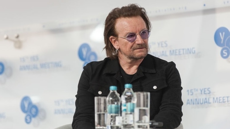 "За мир и свободу": зачем в Киев приехал лидер группы U2 Боно - в Украине звезда мирового масштаба впервые