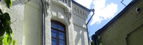 Фасады флигеля усадьбы Саввы Мамонтова отреставрировали