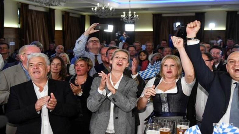 Оппоненты Ангелы Меркель прошли в парламент Баварии