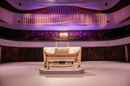 Целые сутки в концертном зале парка «Зарядье» будет звучать орган