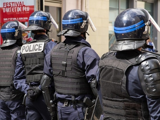 Полиция Парижа составила 130 протоколов после матча сборных Алжира и Туниса