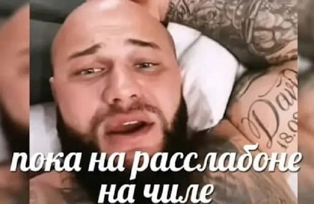 Рунет выбрал топ-5 мемов за 2021 год
