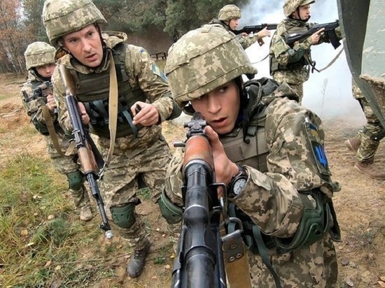 Бойцы ЛНР обстреляли украинских военных из-за гибели ополченца
