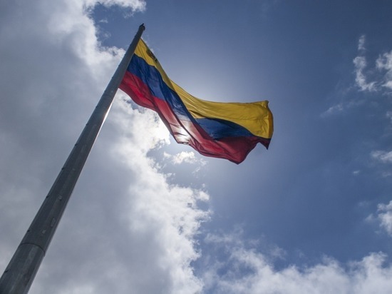 В Венесуэле назвали дату для сбора подписей за референдум об отставке Мадуро