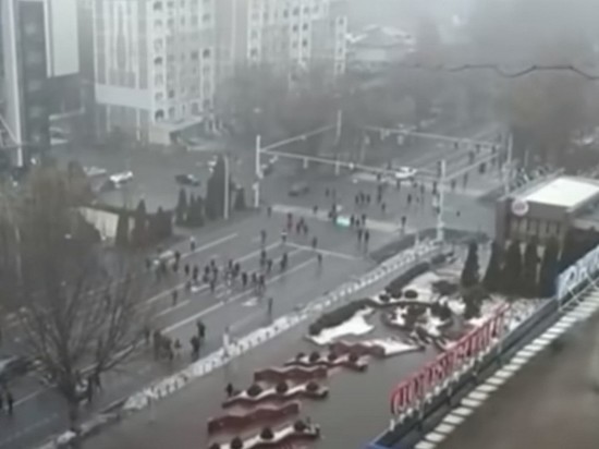 Медведев назвал главную причину протестов в Казахстане