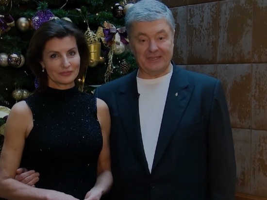 Два украинских канала показали новогоднее поздравление Порошенко