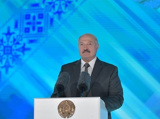 Лукашенко обсудил Казахстан с Путиным и Пашиняном