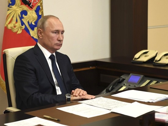 Путин пригласил Пашиняна в Россию