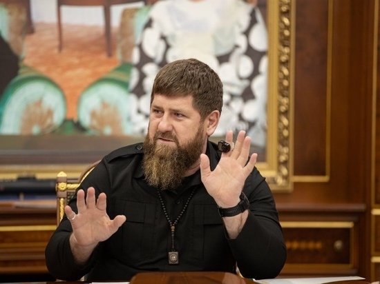 Кадыров заявил о 70 тыс. добровольцев, готовых воевать за Россию
