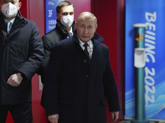 Появилось фото Путина без маски на олимпийском стадионе в Пекине