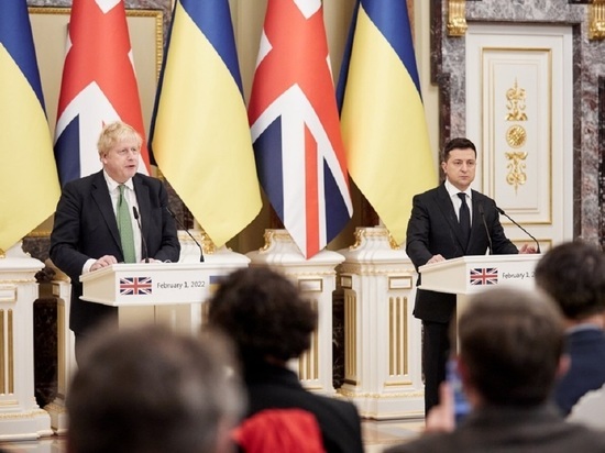 Политолог Погребинский: Британия и Польша дразнят Россию Украиной