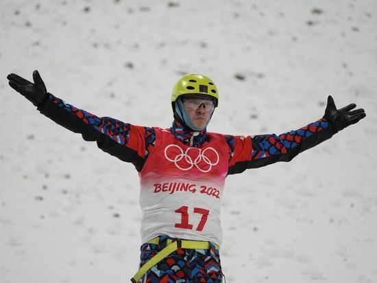 Буров и Никитин вышли в финал Олимпиады в лыжной акробатике