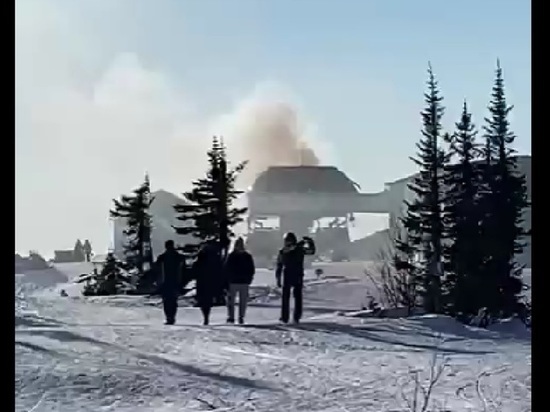 На горнолыжном курорте в Кемеровской области сообщили о пожаре