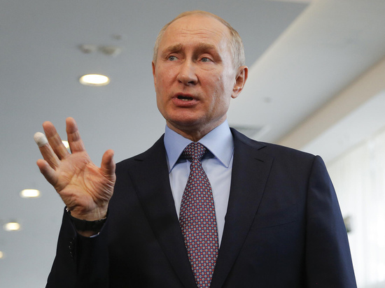 США обдумывают введение санкций "против внутреннего круга" Путина