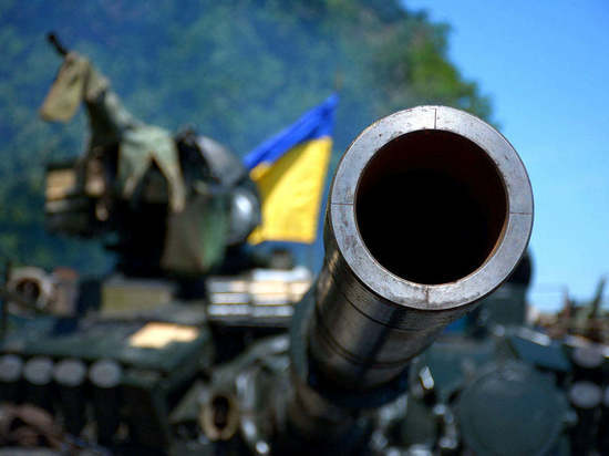 Жителей Киева попросили не снимать украинскую военную технику
