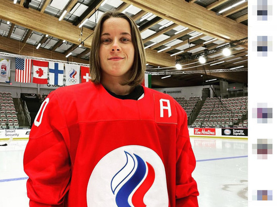 Российская хоккеистка призвала перенести Олимпиаду: "Девчонок увезли"