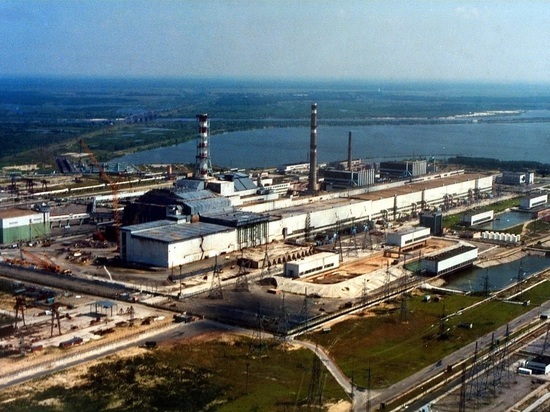 Академик назвал истинную цель взятия Чернобыльской АЭС под контроль России