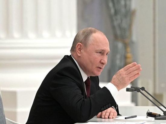 Путин заявил Шольцу и Макрону о скором признании ДНР и ЛНР