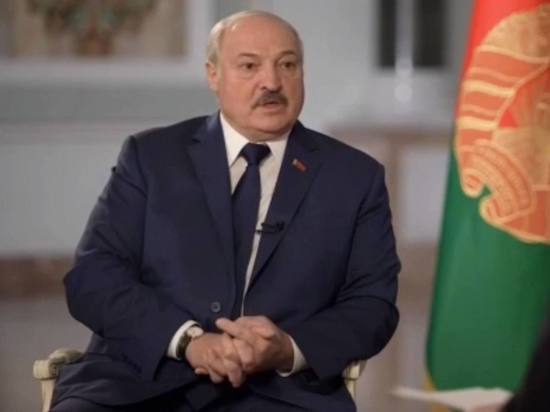 Лукашенко назвал Зеленского "безголовым"