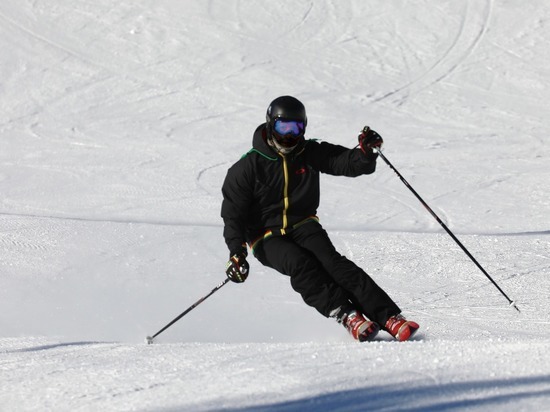 Российским лыжникам запретили выступать под флагом РФ на международных соревнованиях