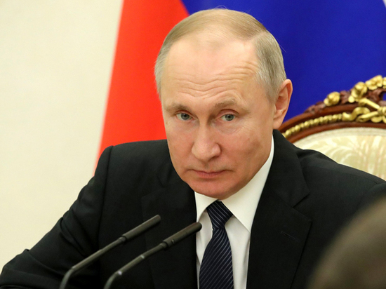 Путин рассказал о снятии карантинных ограничений для контактных лиц