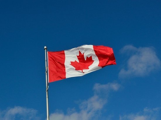 Канада временно приостановила работу посольства в Киеве