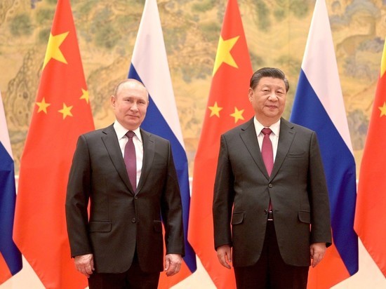 Путин и Си Цзиньпин обсуждают ситуацию с гарантиями безопасности для РФ