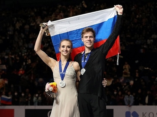 Фигуристы из России стали вторыми в командном турнире Олимпиады после ритм-танца